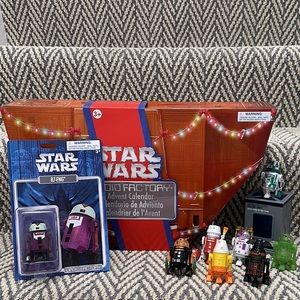Huge lot of Star Wars Droids Advent Calendar Galaxy’s Edge R7-FNG Halloween